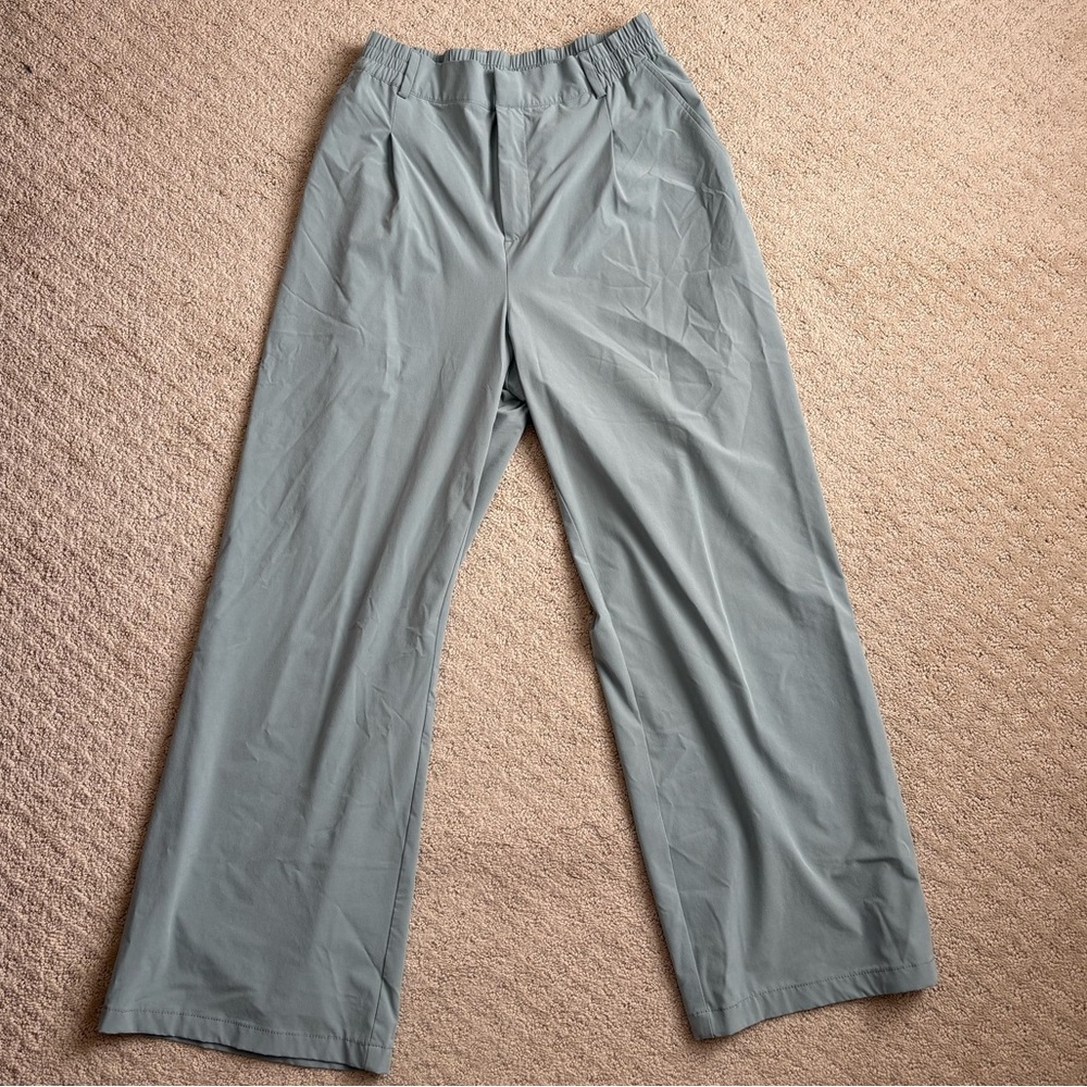 Alo Yoga  pursuit wide leg trouser pants cosmic grey size Medium